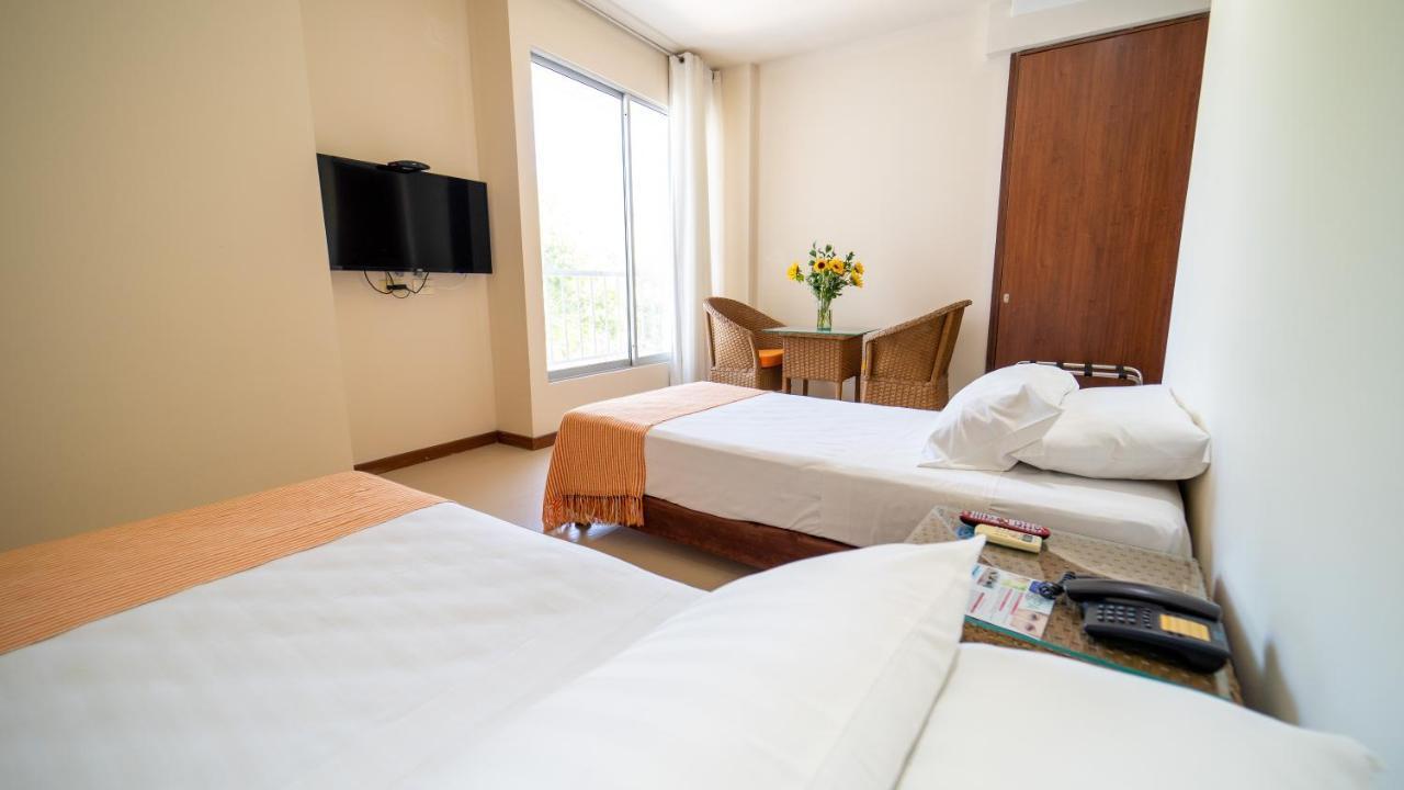 Hotel Santorini Resort Санта-Марта Экстерьер фото